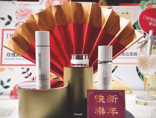 EDN化妝品櫃｜摺扇屏風